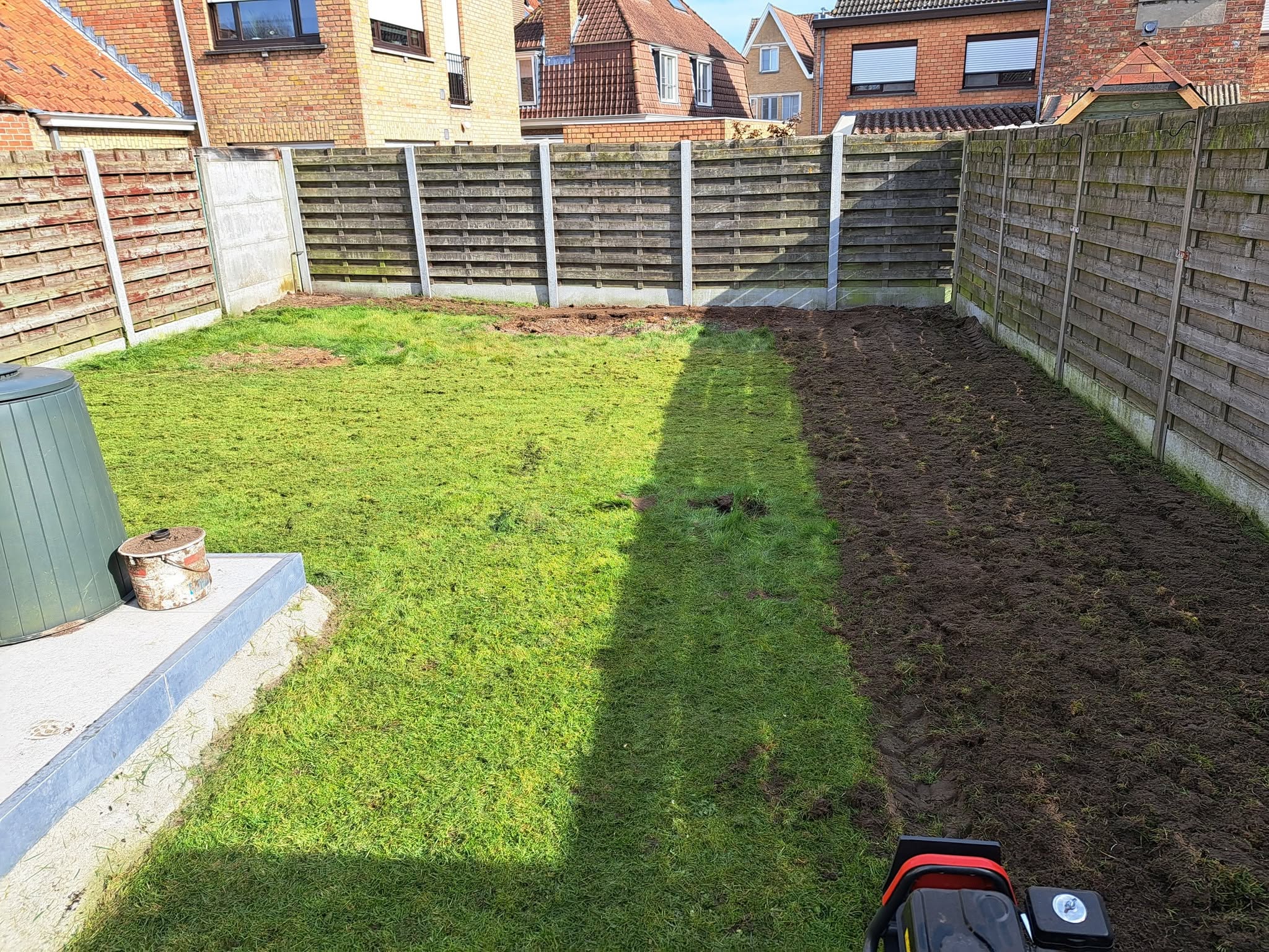 Gazonrenovatie in uitvoering