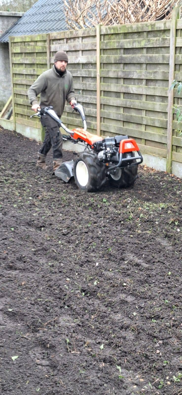 Grondbewerking met frees