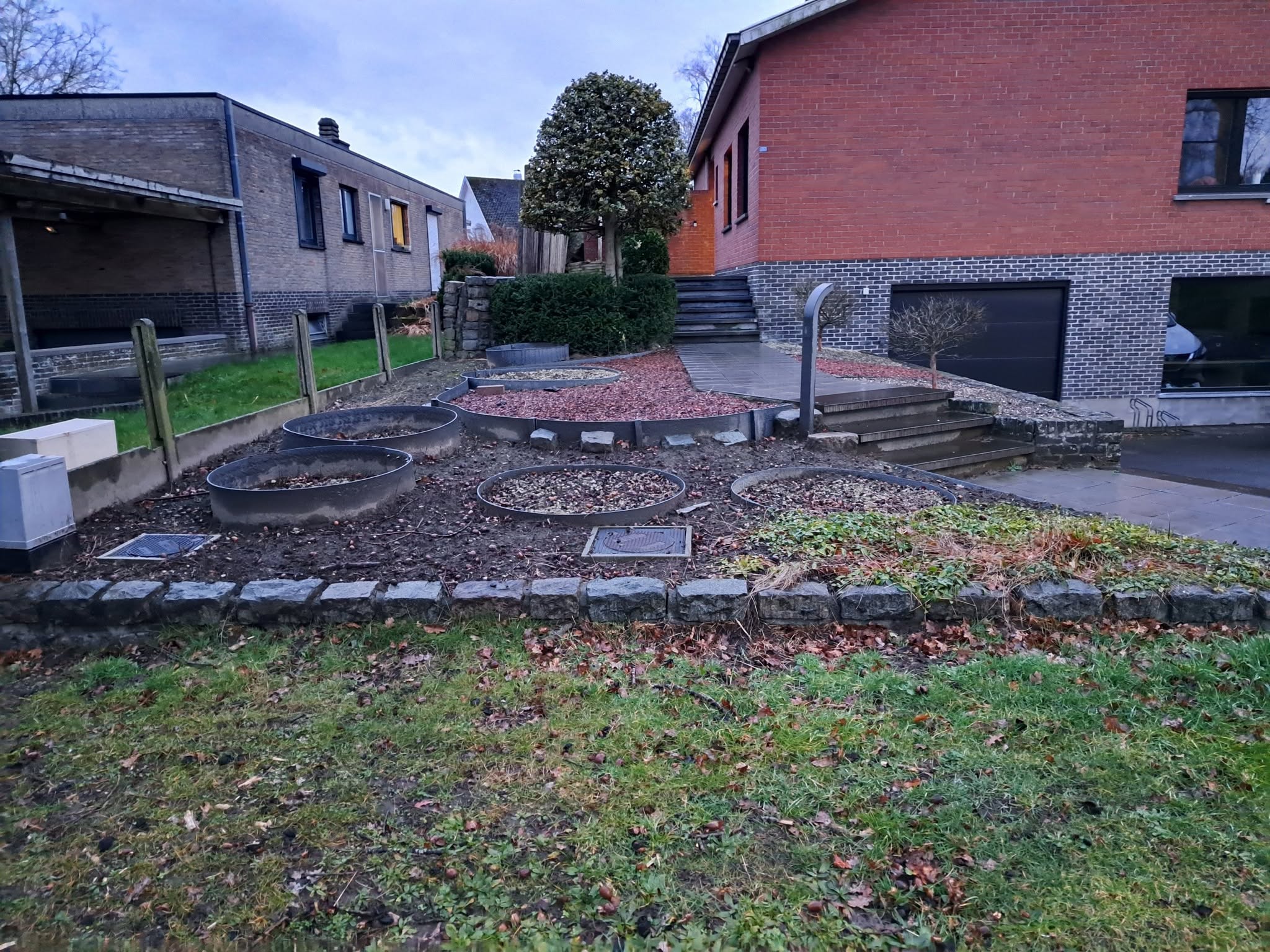 Voortuin voor renovatie